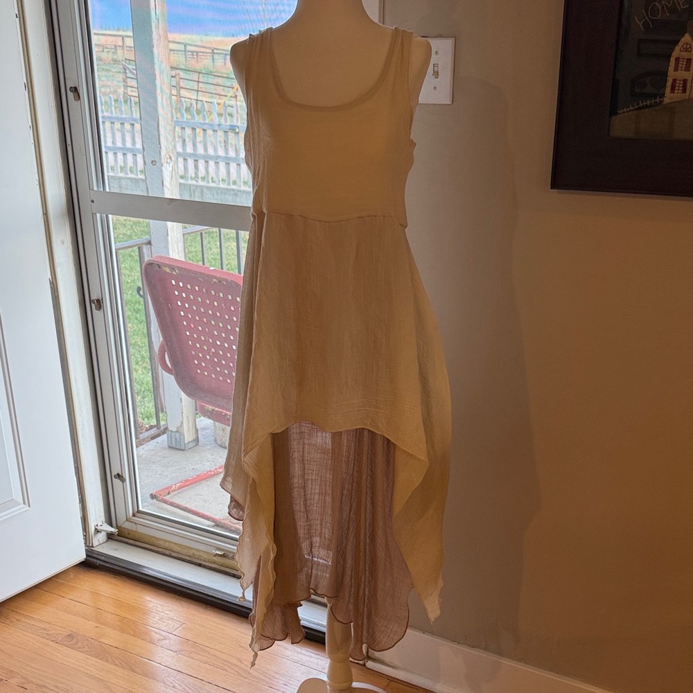 Coco + Carmen Cream Sleeveless High-Low Layered Dress